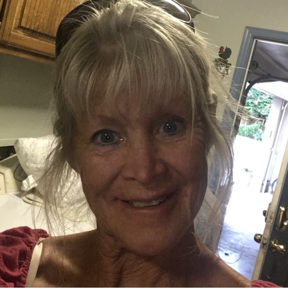 Meet your Posher, Genita